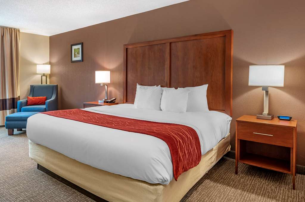comfort inn and suites