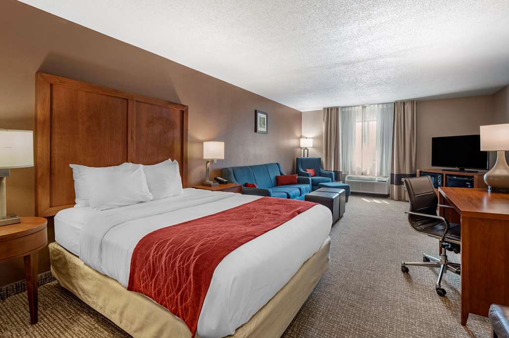 comfort inn and suites