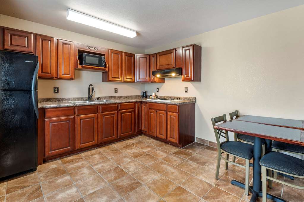 comfort inn and suites