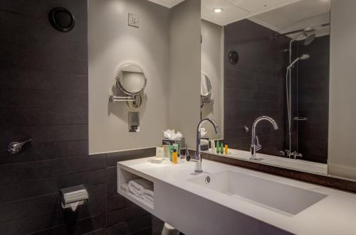 hilton leeds city hotel