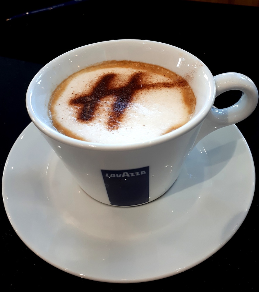 holiday inn express leeds city centre armouries by ihg