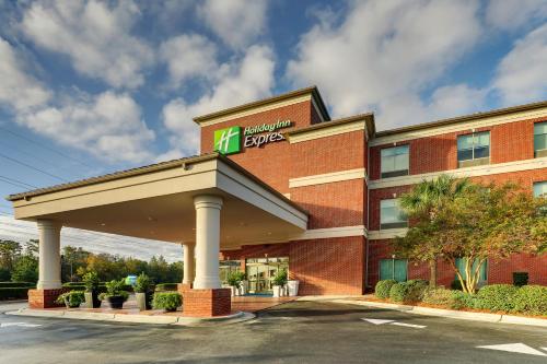 holiday inn express leland wilmington area by ihg