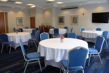 holiday inn express leland wilmington area by ihg