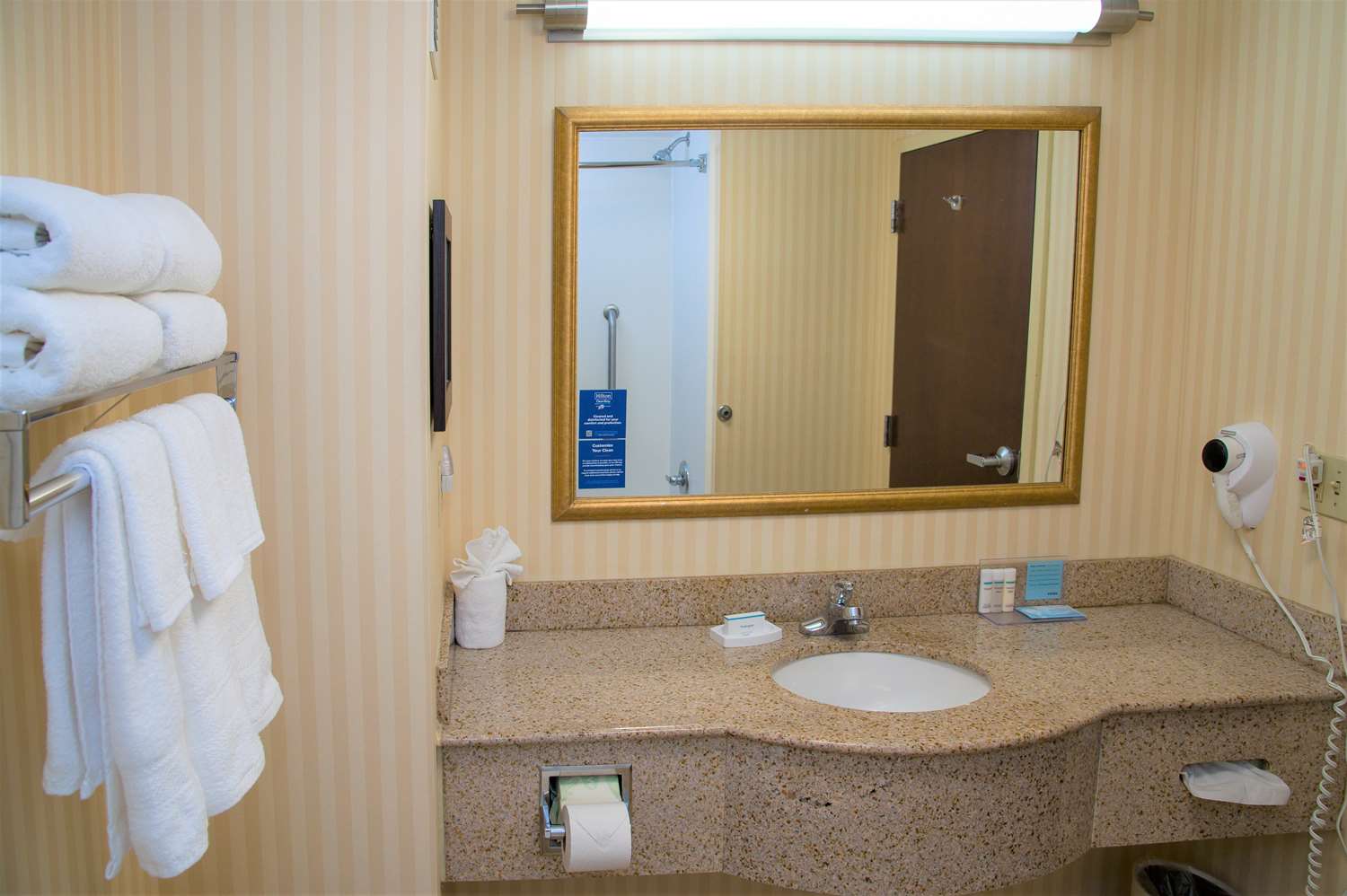 hampton inn lewisburg