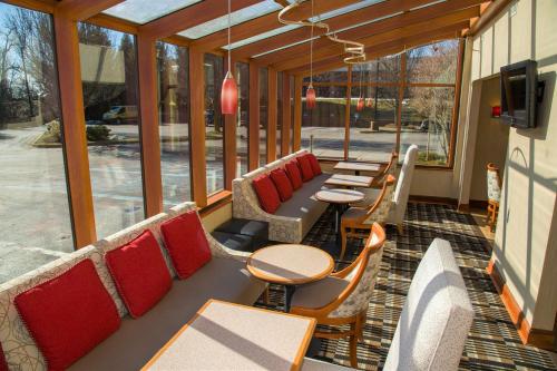 hampton inn lewisburg