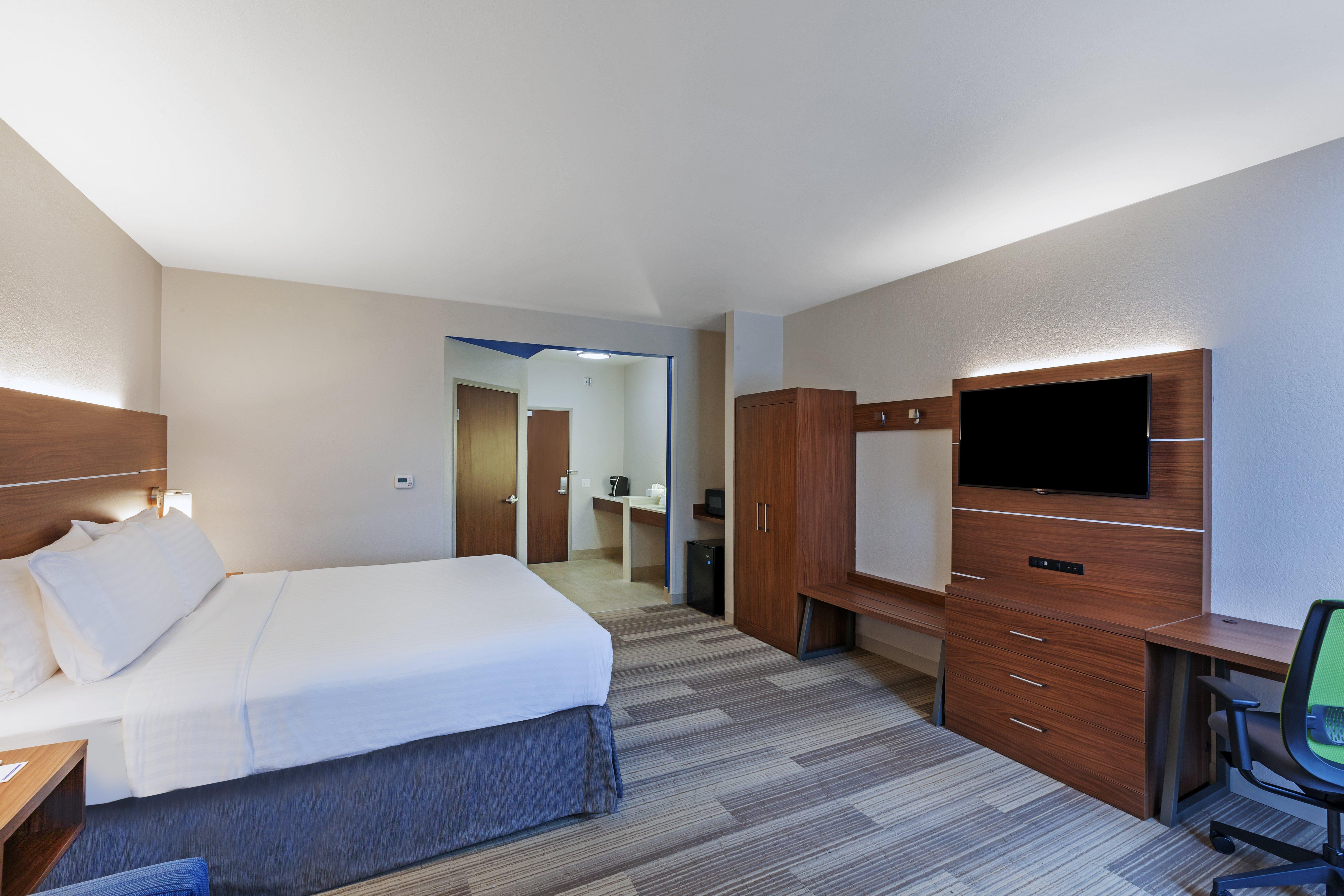 holiday inn express hotel and suites dallas lewisville by ihg