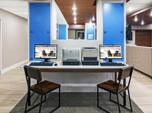 holiday inn express hotel and suites dallas lewisville by ihg