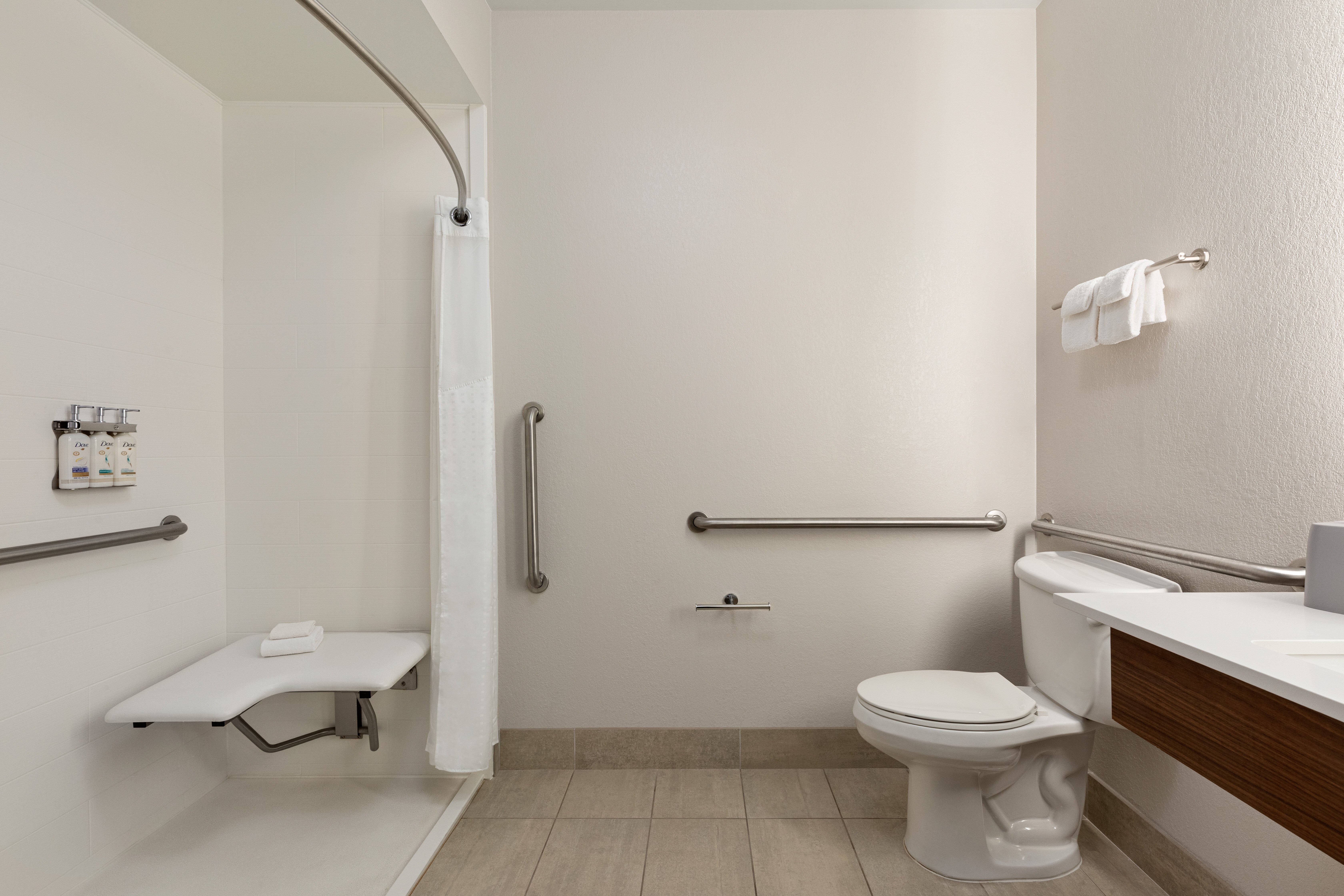 holiday inn express and suites lexington nw the vineyard by ihg