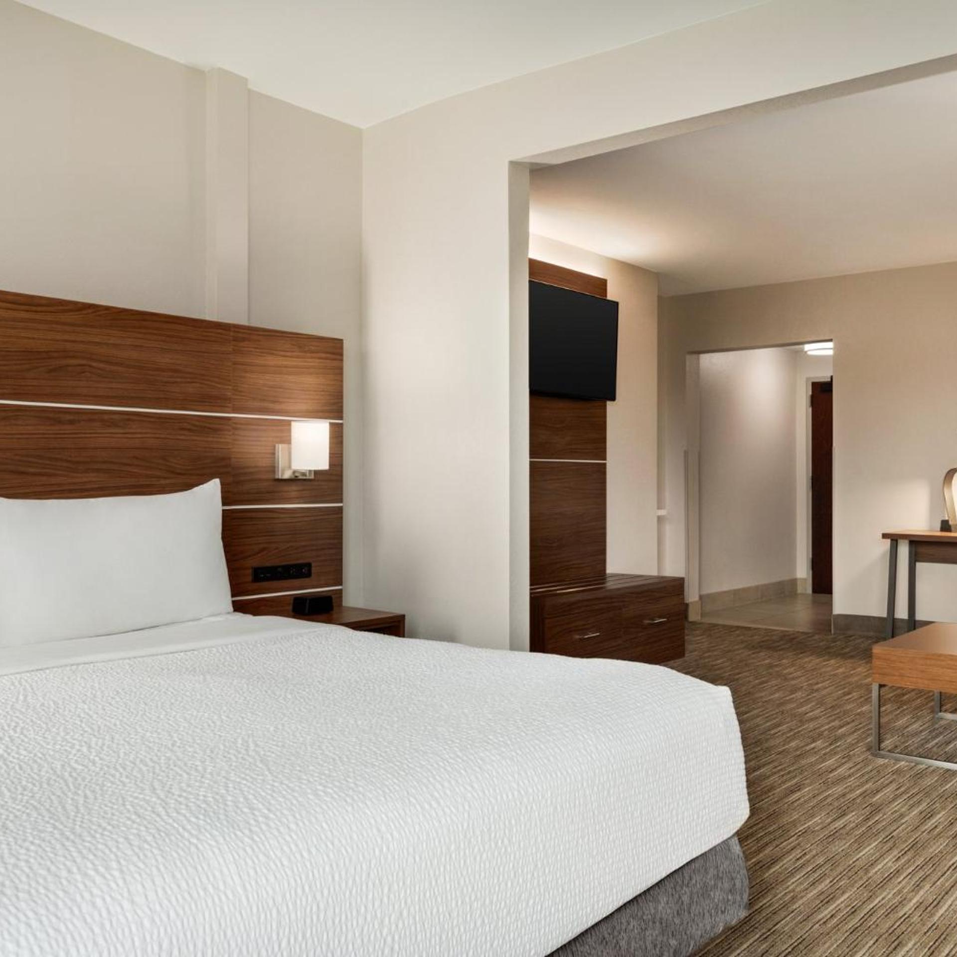 holiday inn express and suites lexington nw the vineyard by ihg