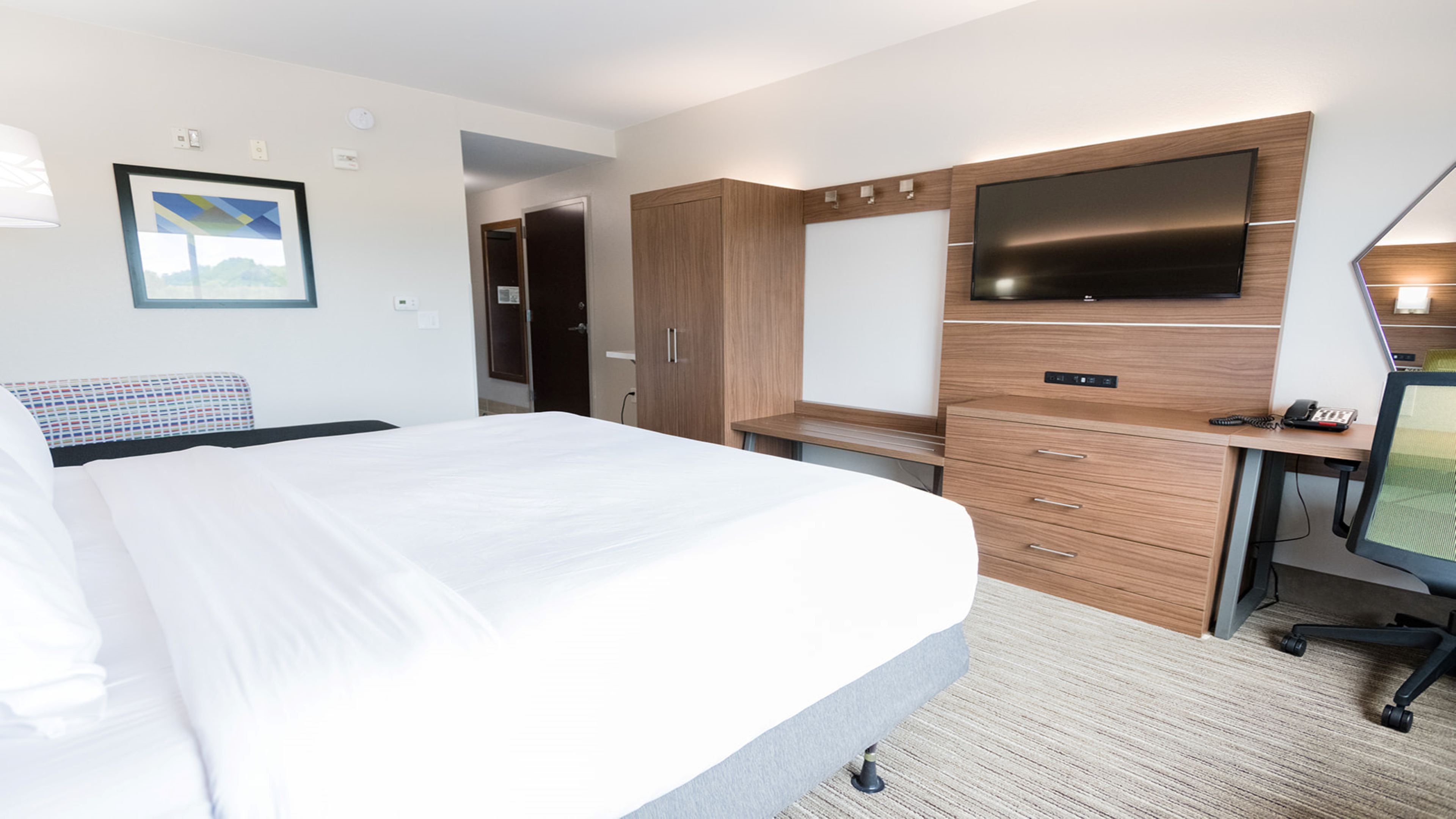 holiday inn express and suites lexington nw the vineyard by ihg