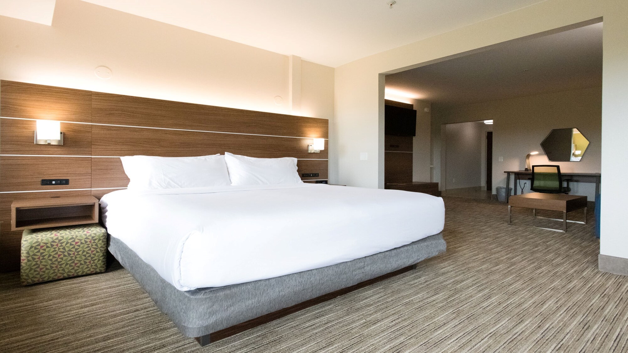 holiday inn express and suites lexington nw the vineyard by ihg