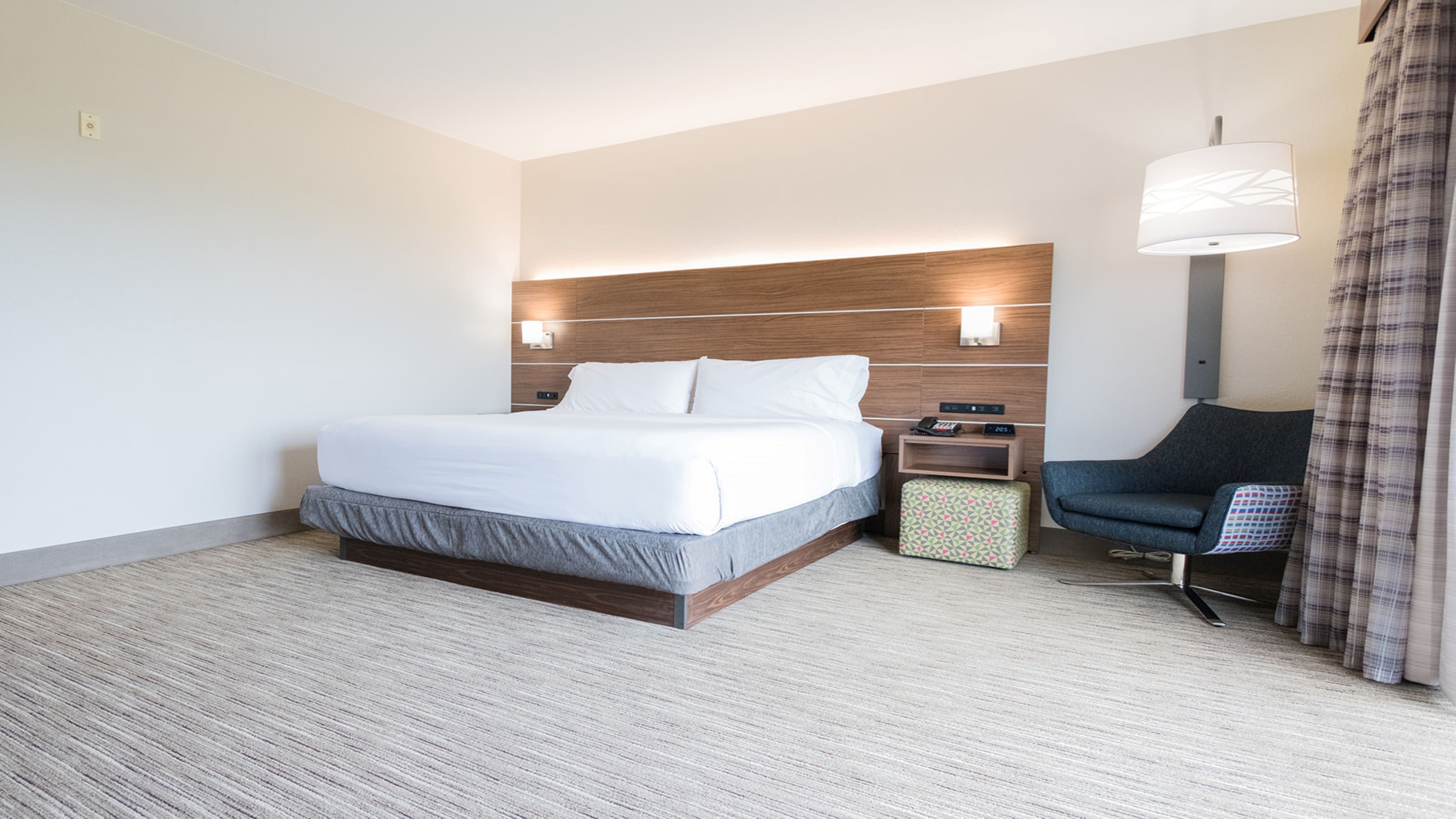 holiday inn express and suites lexington nw the vineyard by ihg