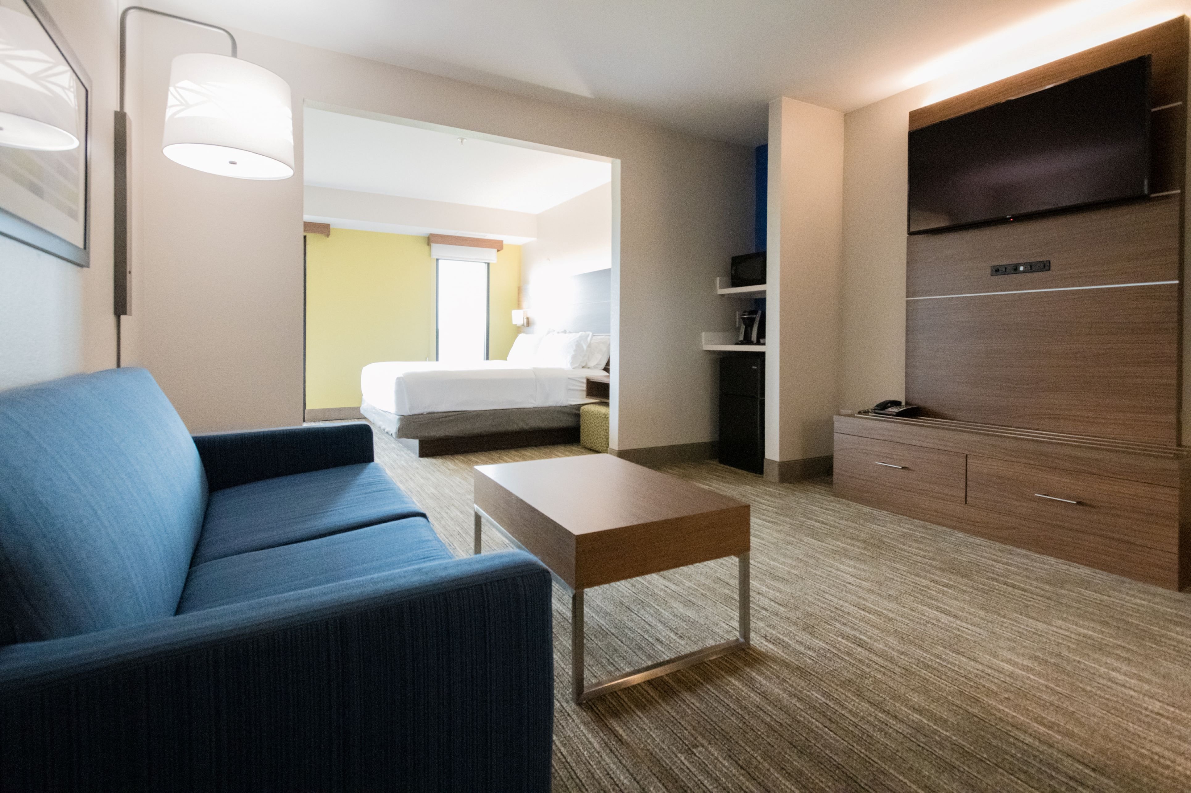 holiday inn express and suites lexington nw the vineyard by ihg