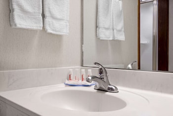 Days Inn By Wyndham Liberal Ks,Seward>>Liberal,2 star