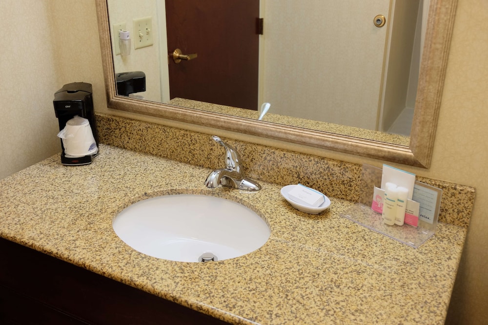 hampton inn lima