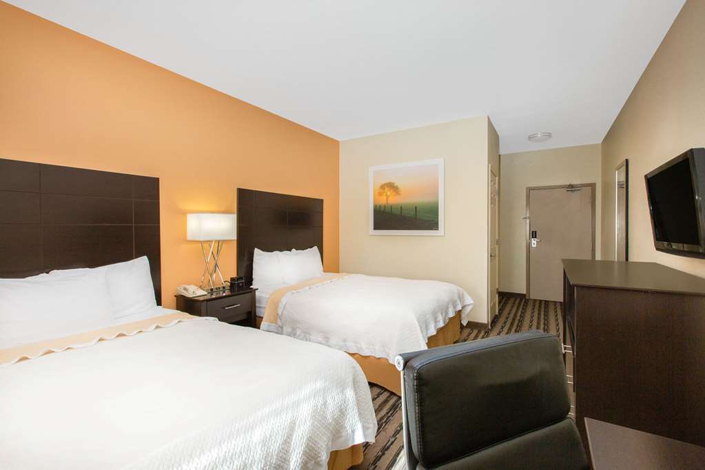 la quinta inn by wyndham lincoln