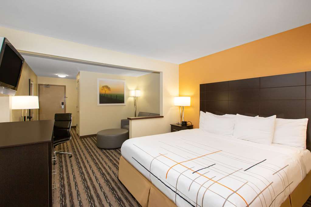 la quinta inn by wyndham lincoln