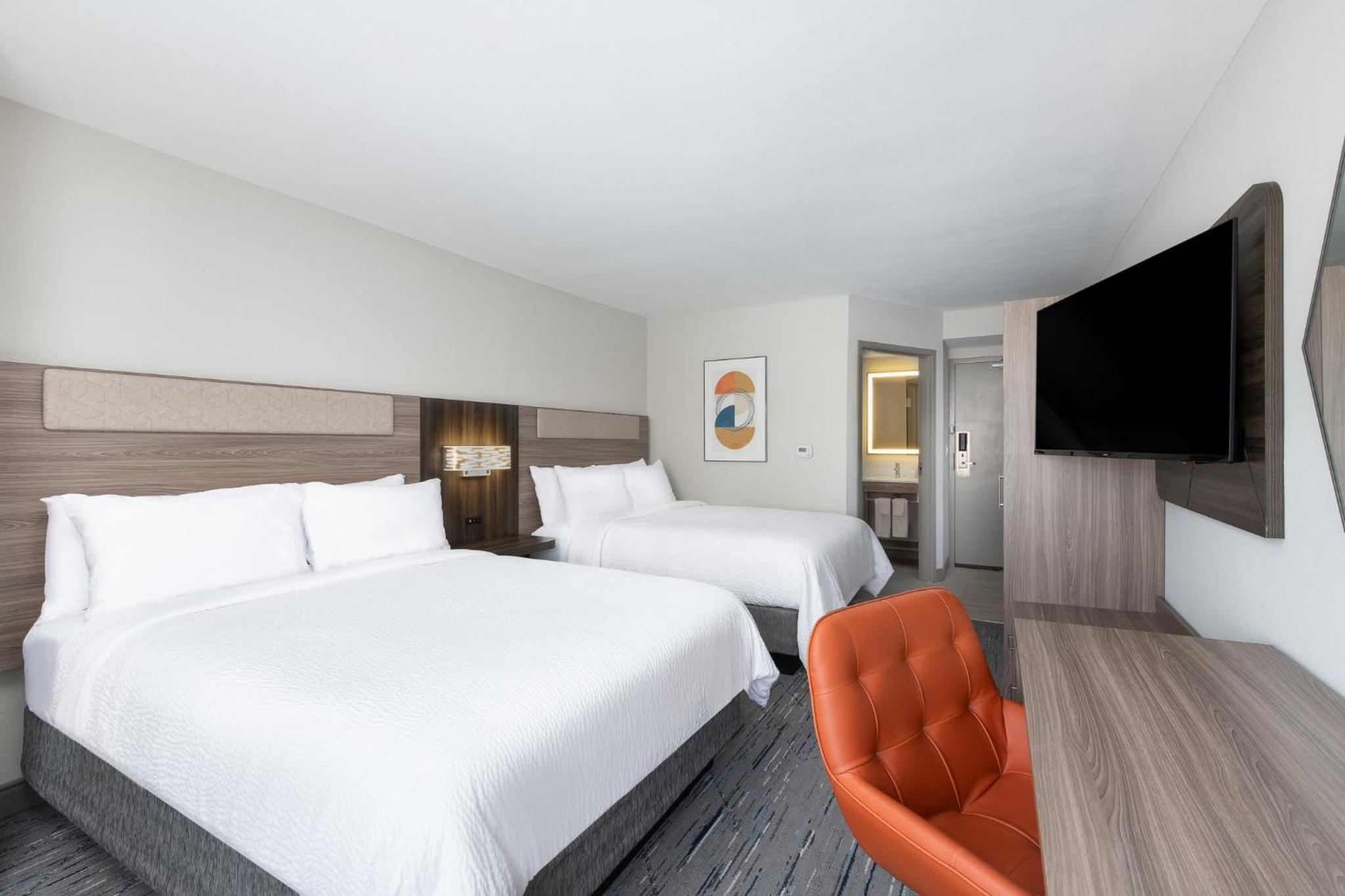 holiday inn express atlanta west theme park by ihg