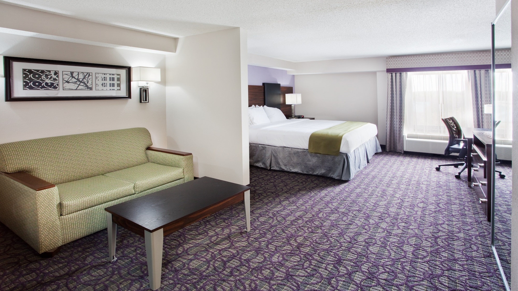 holiday inn express atlanta west theme park by ihg