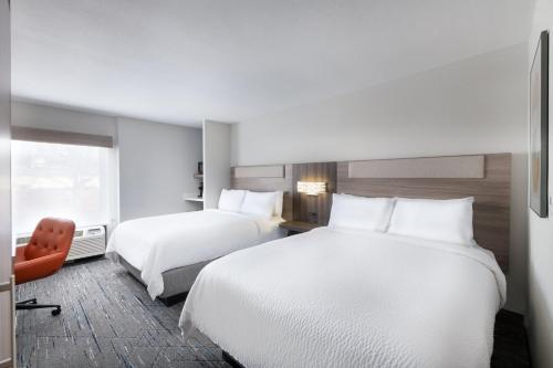 holiday inn express atlanta west theme park by ihg