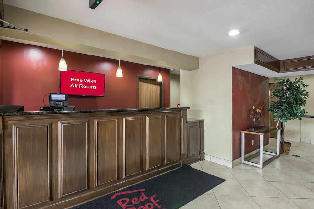 red roof inn and suites little rock