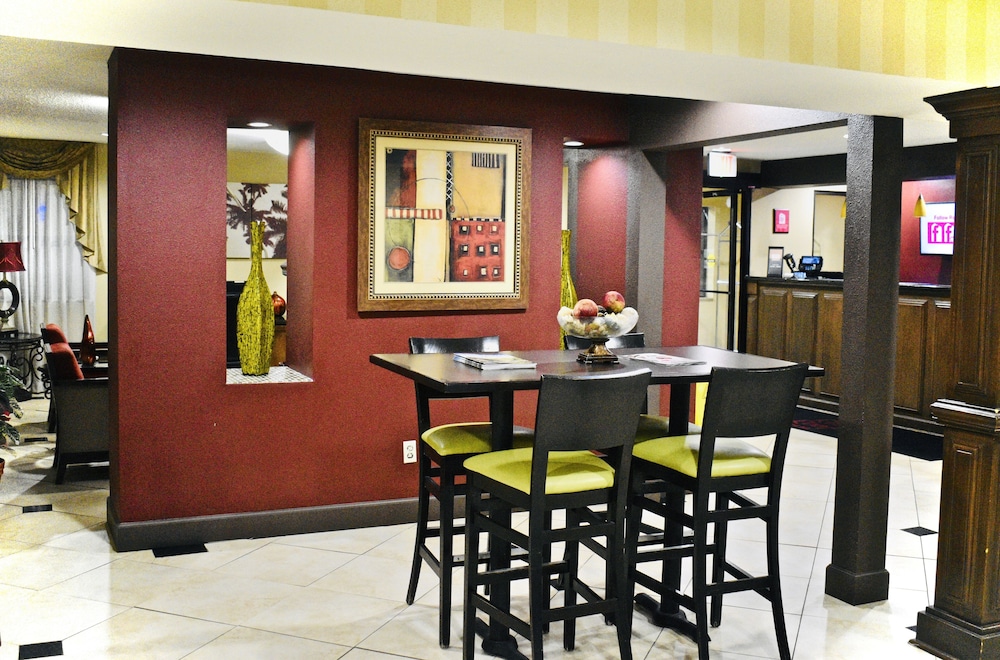 red roof inn and suites little rock
