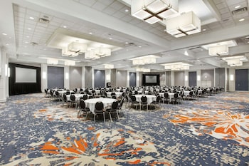 doubletree by hilton little rock