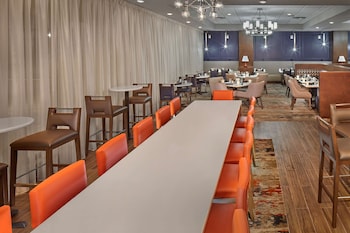 doubletree by hilton little rock
