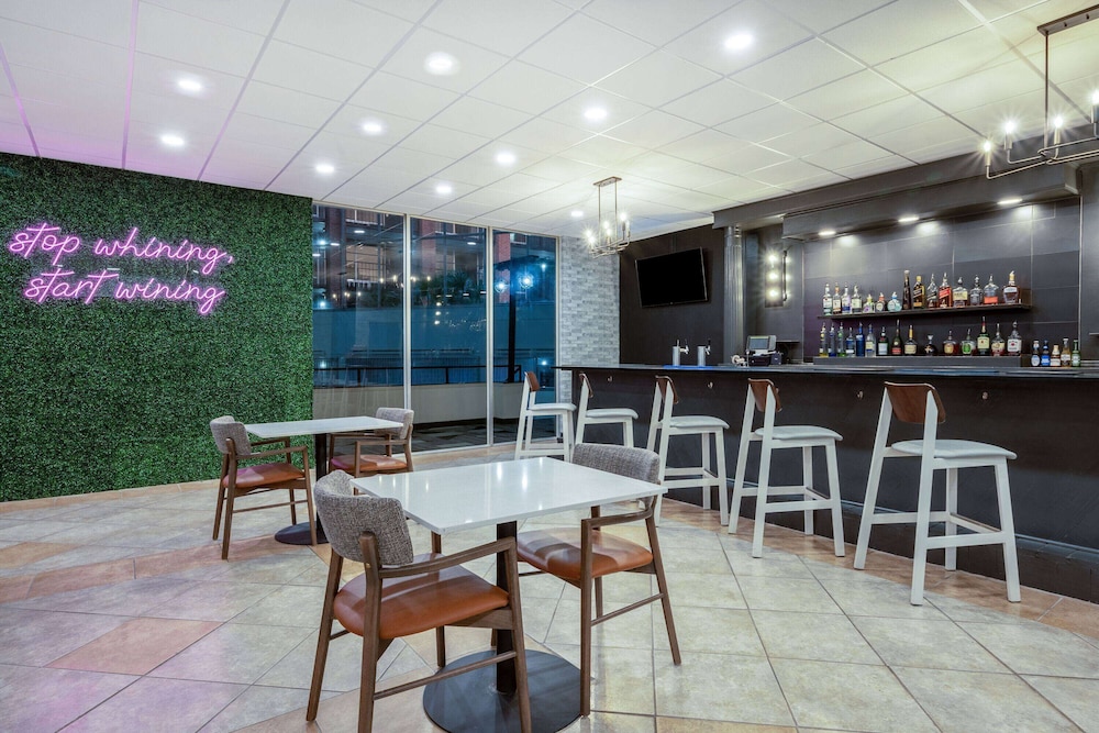 wyndham garden columbia ft jackson