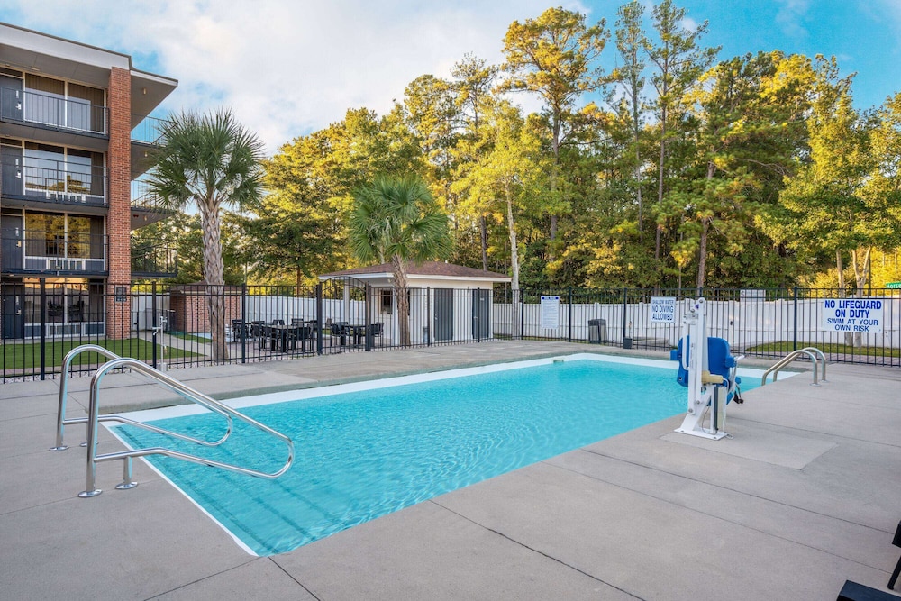 wyndham garden columbia ft jackson