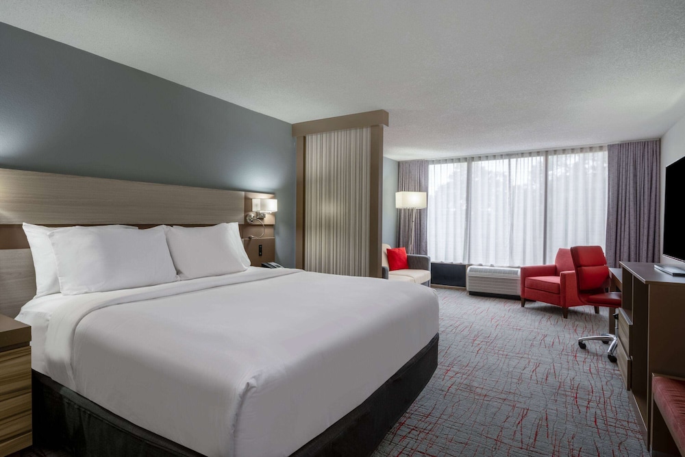 wyndham garden columbia ft jackson