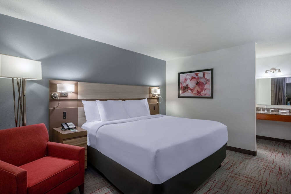 wyndham garden columbia ft jackson