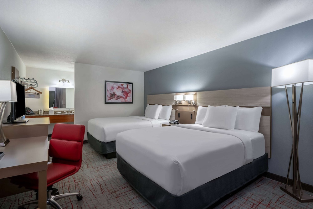 wyndham garden columbia ft jackson