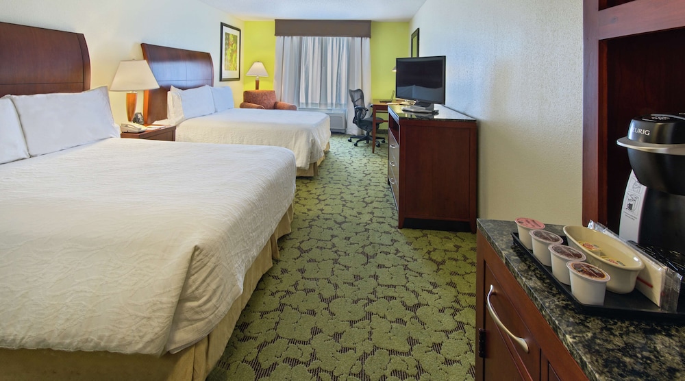 hilton garden inn macon mercer university