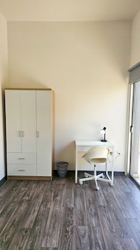 the lemon tree hostel