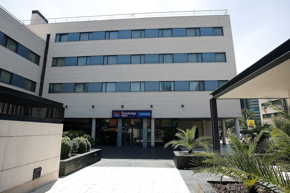 travelodge madrid torrelaguna