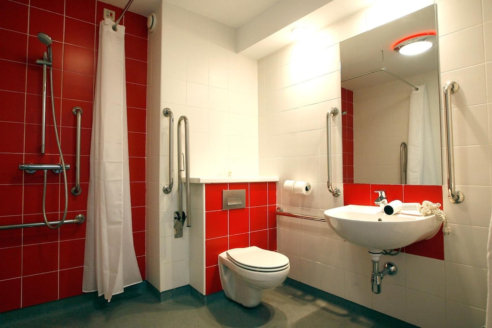 travelodge madrid torrelaguna