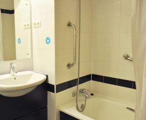 travelodge madrid torrelaguna