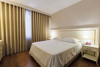 Riverside Rooms At Hotel Fieri,,4 star