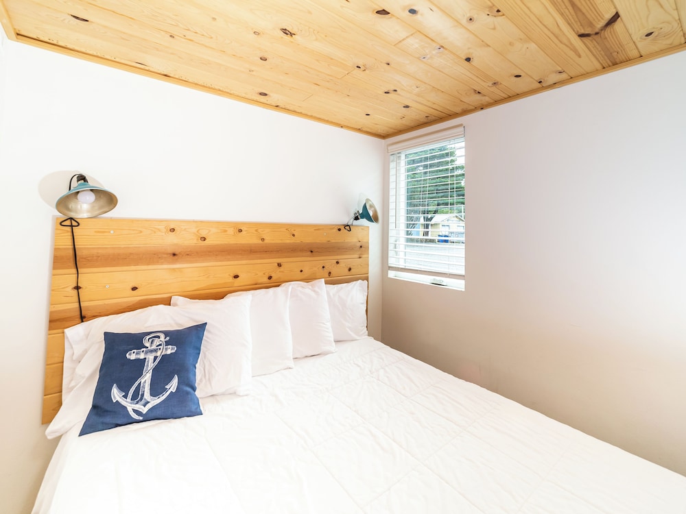 terimore bayfront inn