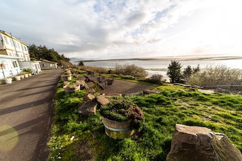 terimore bayfront inn