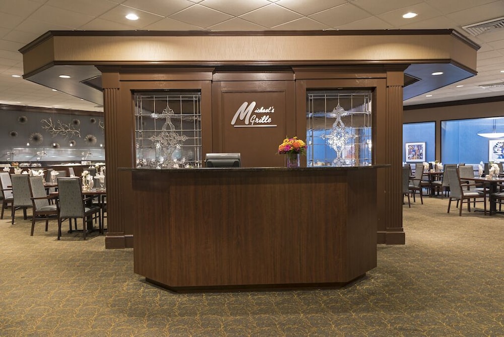 holiday inn cleveland s independence by ihg
