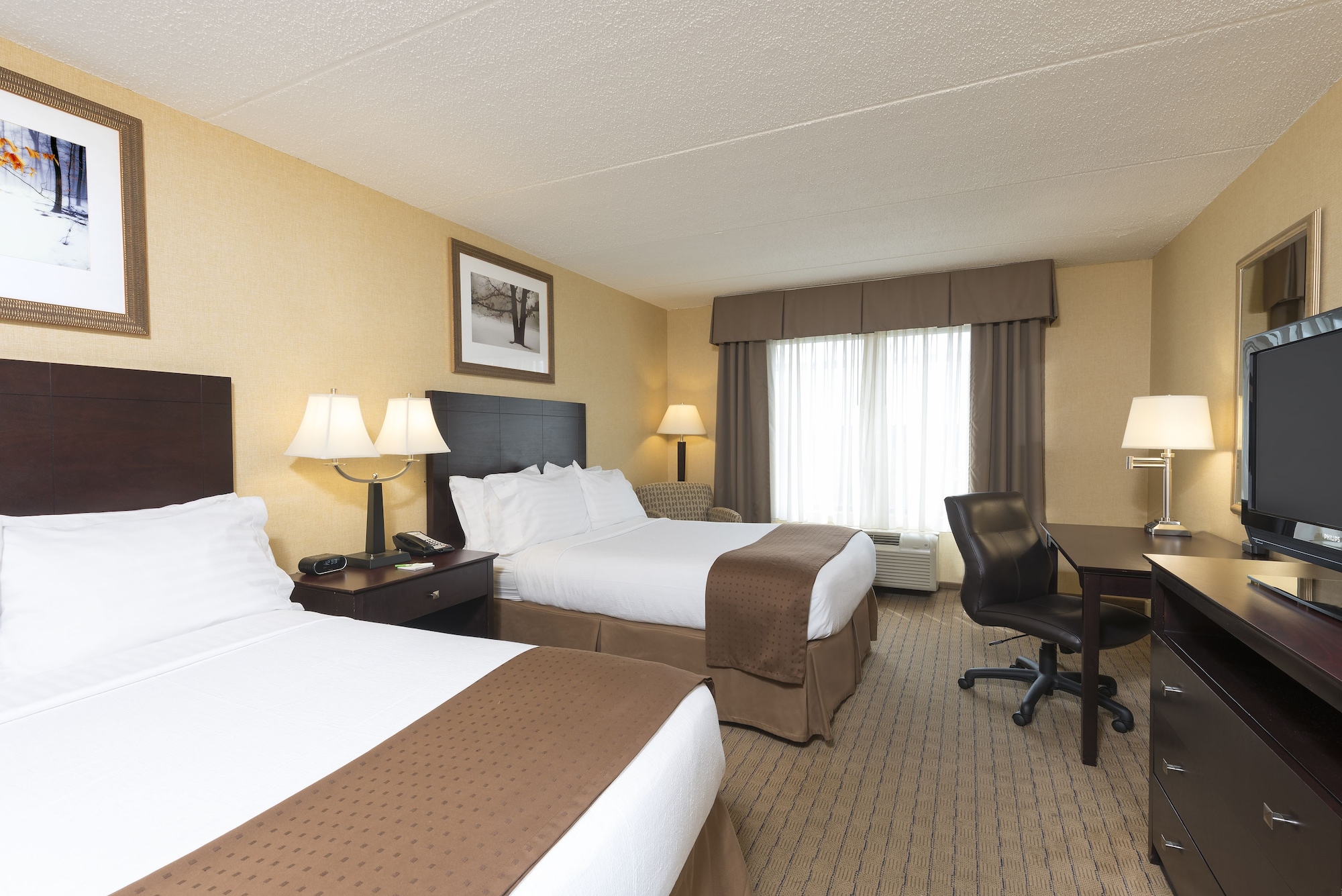 holiday inn cleveland s independence by ihg