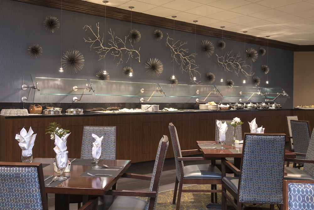 holiday inn cleveland s independence by ihg