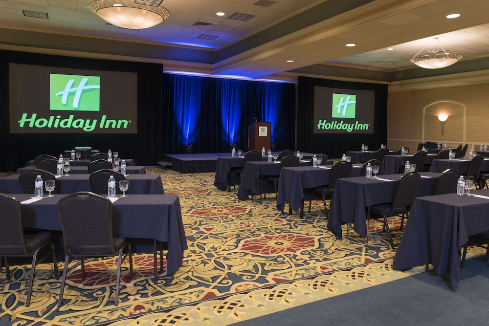 holiday inn cleveland s independence by ihg