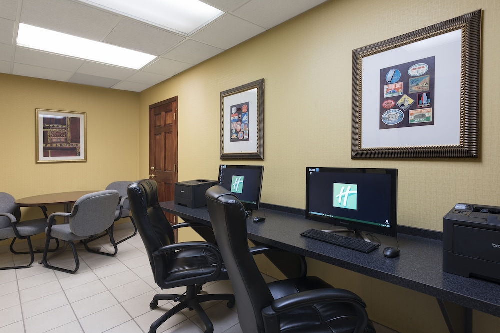 holiday inn cleveland s independence by ihg