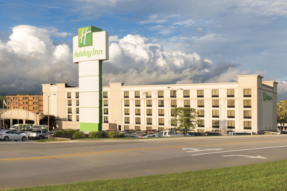 holiday inn cleveland s independence by ihg