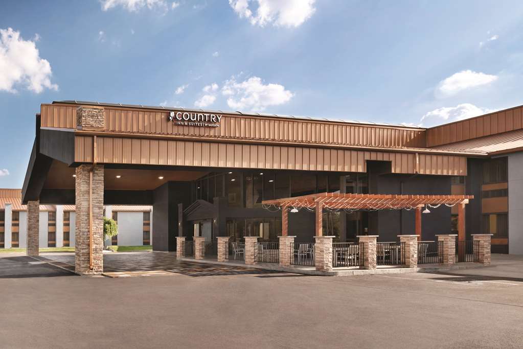 country inn and suites by radisson indianapolis east