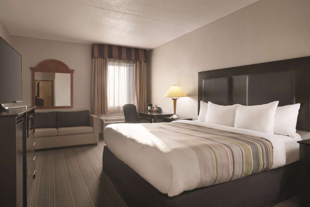country inn and suites by radisson indianapolis east