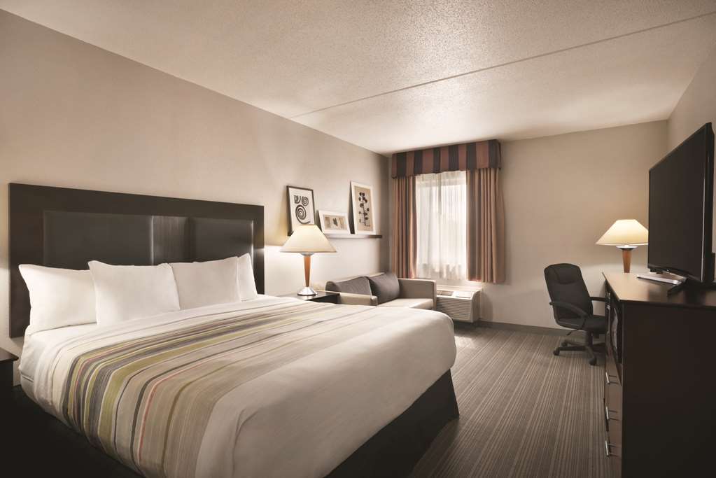 country inn and suites by radisson indianapolis east